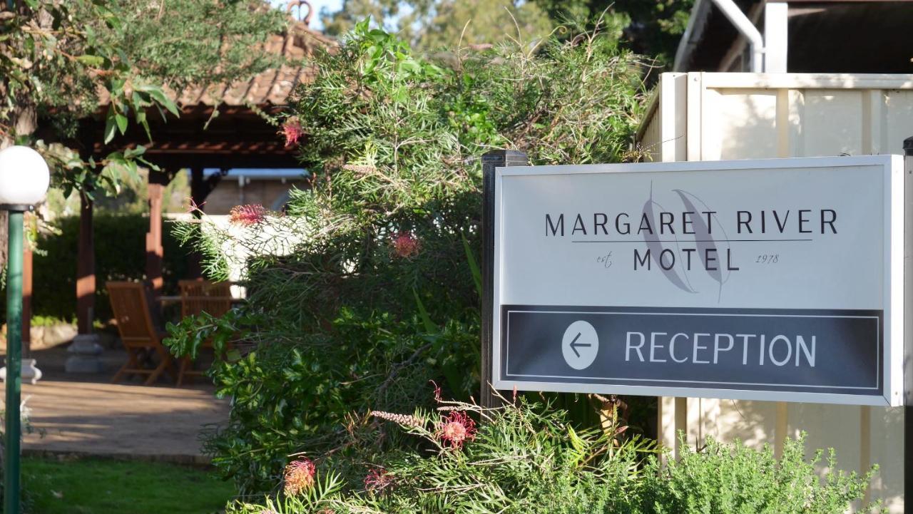 Margaret River Motel Экстерьер фото